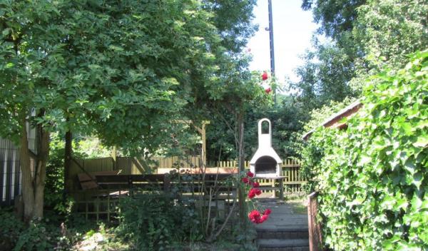 Garten mit Grillecke